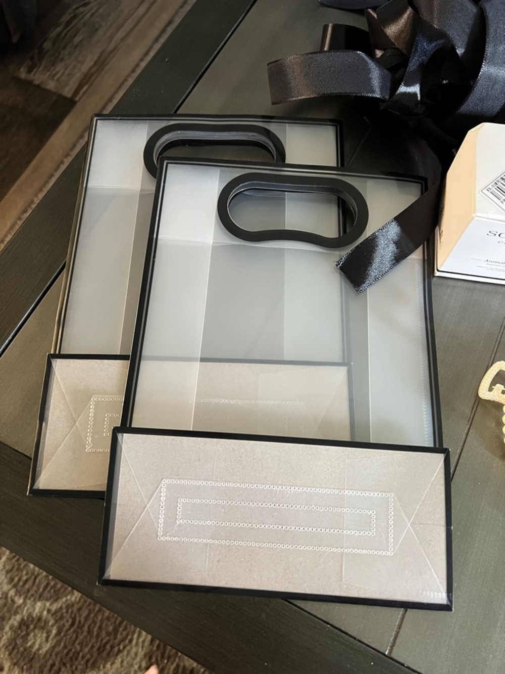 Bundle Set (includes 2 Gucci Flora perfumes 5 ml) - Picture 3 of 10
